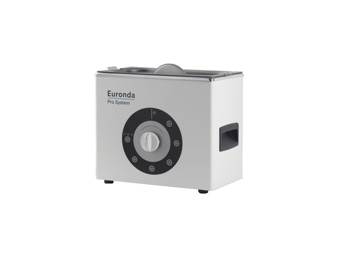 Euronda Ultraschallreiniger mit Drehregler und Bedienfeld am Gehäuse