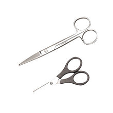 Gerade Verbandschere mit gerader Schneide und Fingerringen, silbern oben, schwarz unten