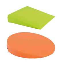 Sitzkeilkissen aus Kunstleder, grün eckig und orange rund