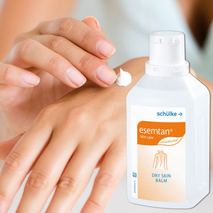 Schülke esemtan® Dry Skin Balm Körperlotion, Creme wird auf die Haut aufgetragen