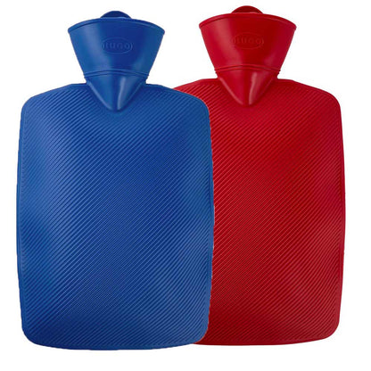 Hugo Frosch Klassik Wärmflasche 1,8 l, Lamelle, rot und blau, Rippenstruktur