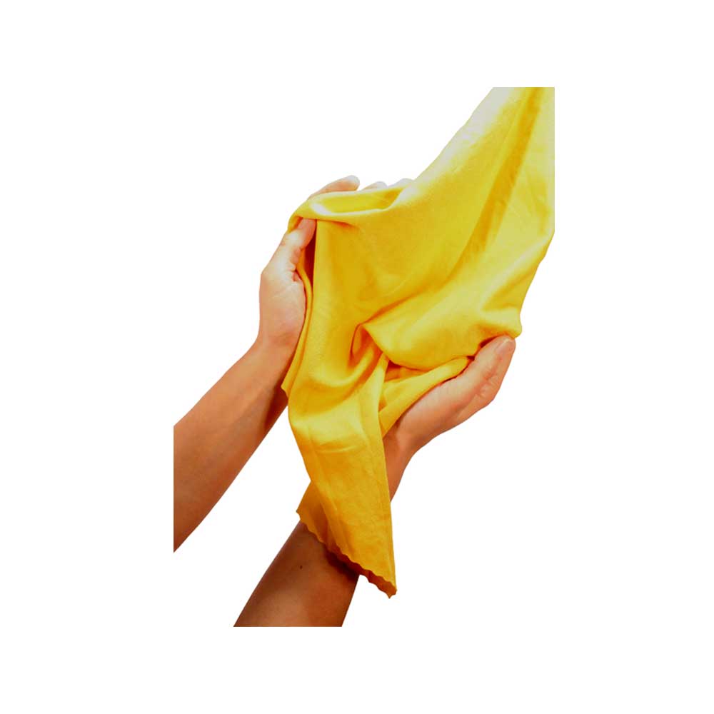 Gelbes Mikrofaser-Einsatzhandtuch (30×30 cm), gefaltet in der Hand