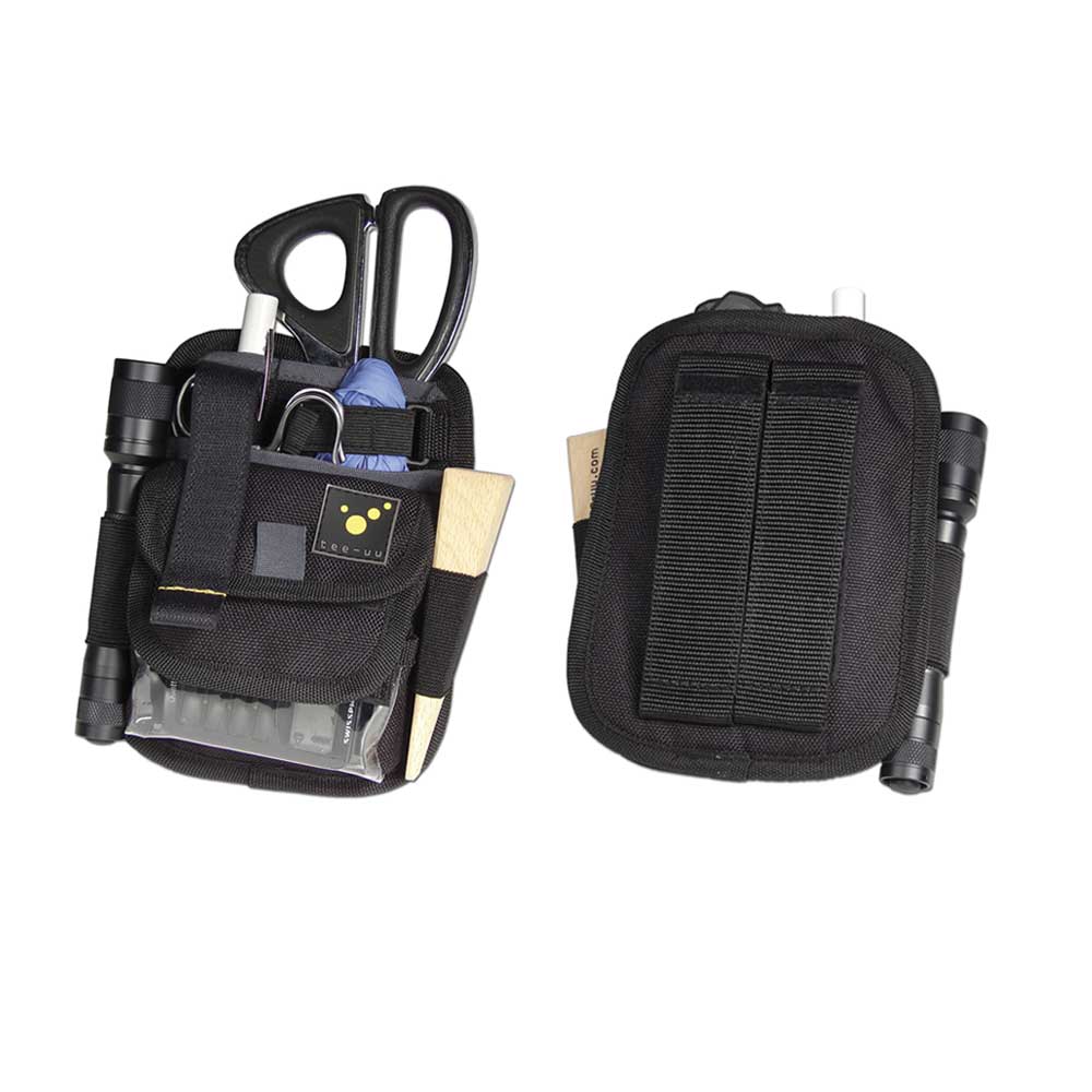 Schwarzes Holster mit Vorderfach, Einsatzbereich und seitlichen Flaschenhalterungen