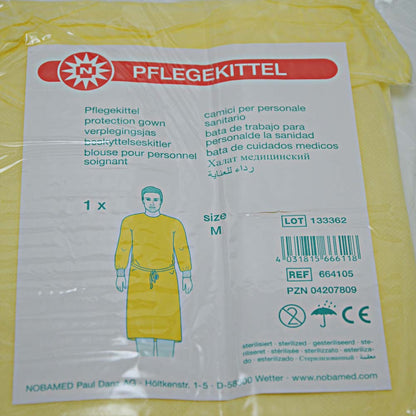 Gelber Pflegekittel aus Vliesstoff, Größe M, Etikett sichtbar