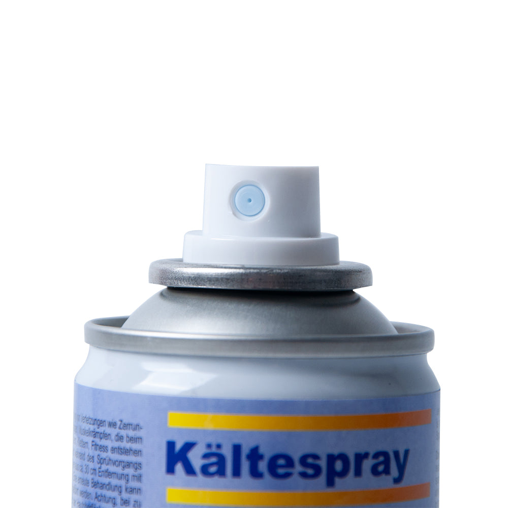 MC24 Kältespray-Dose, Fokus auf Aufdruck Kältespray und Sprühkopf